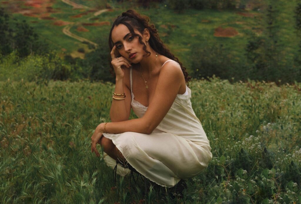 Juliana Beltrán Captures Love’s Final Moments on “Delusional” - Spins ...